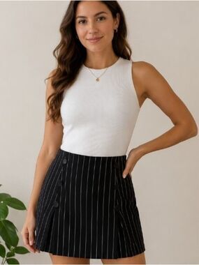 HALARA Black Pinstripe Mini Skirt With Button Accents Built In Shorts Size Small